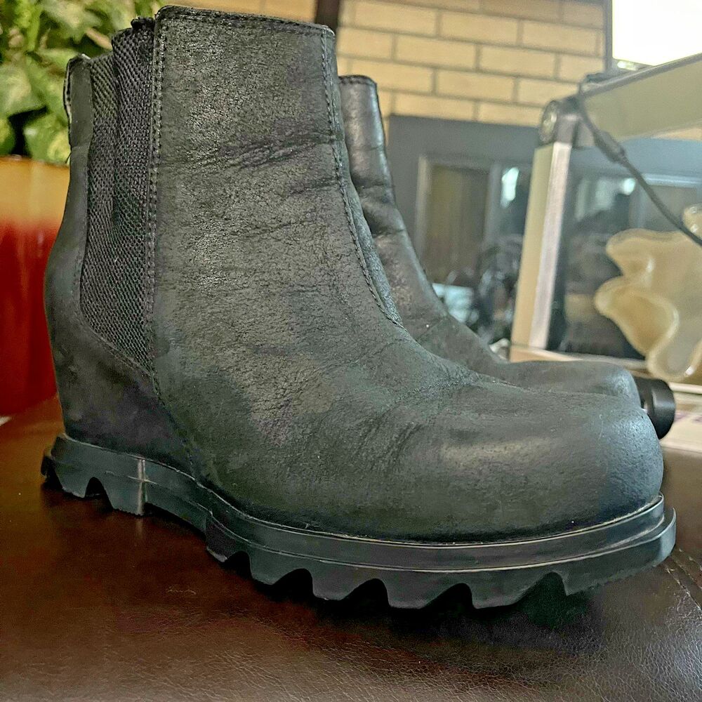 Sorel Joan Of Arctic Wedge Chelsea Boots Womens Sz 8.5 Black Waterproof Leather